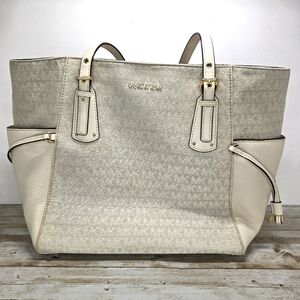 MICHAEL KORS Voyager East West Cream Logo All Over Print Purse Shoulder Strap